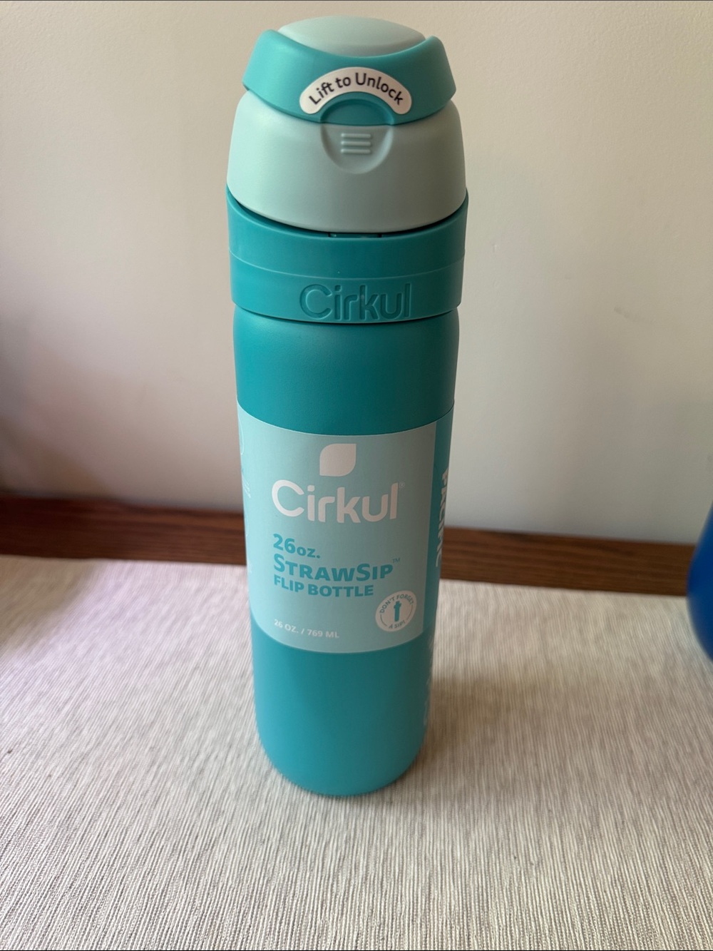 Cirkul 26oz StrawSip Flip Bottle - Teal